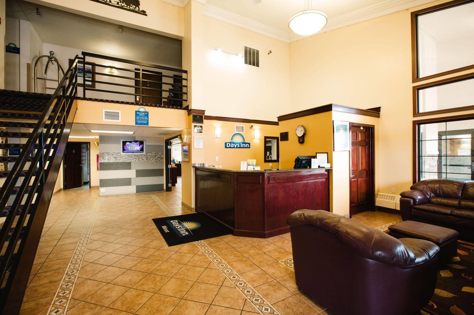 Days Inn By Wyndham Minot Εξωτερικό φωτογραφία