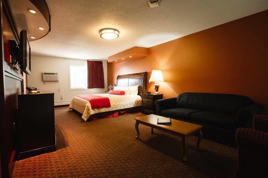 Days Inn By Wyndham Minot Εξωτερικό φωτογραφία